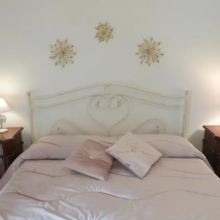 בית הארחה The Of Swami 3*